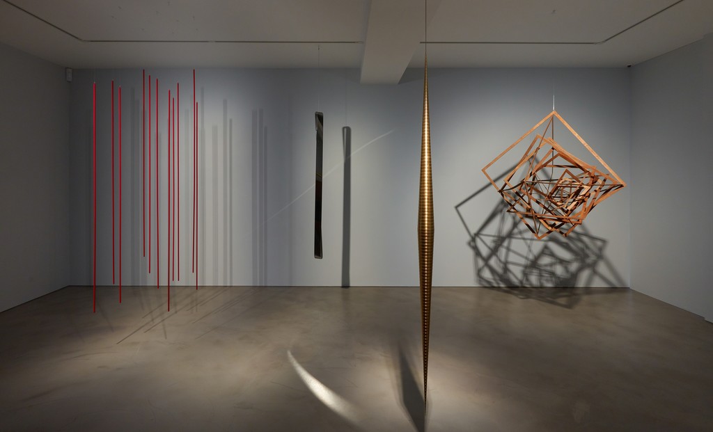 Suspension, Installation view at Olivier Malingue, October 2018.
Photo: Luke A. Walker for Olivier Malingue Ltd. Suspension, Installation view at Olivier Malingue, October 2018.
Photo: Luke A. Walker for Olivier Malingue Ltd.