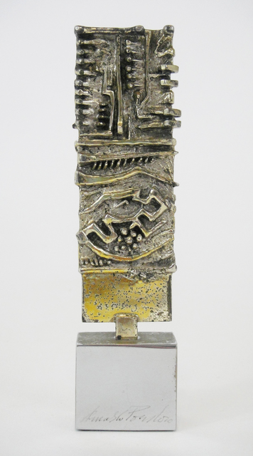 Arnaldo Pomodoro, ‘Stele’, 1976, La Maison de la Petite Sara