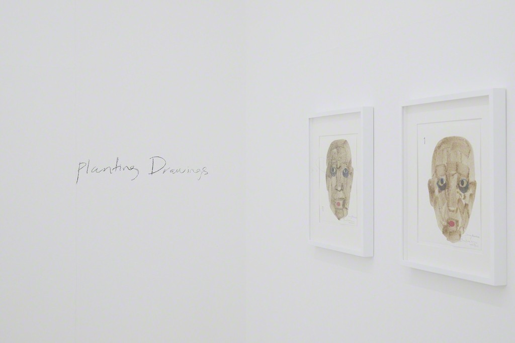 Installation view from “Shooshie Sulaiman Drawings” 8/ ART GALLERY/ Tomio Koyama Gallery, 2018 ©Tomio Koyama Gallery Installation view from “Shooshie Sulaiman Drawings” 8/ ART GALLERY/ Tomio Koyama Gallery, 2018 ©Tomio Koyama Gallery