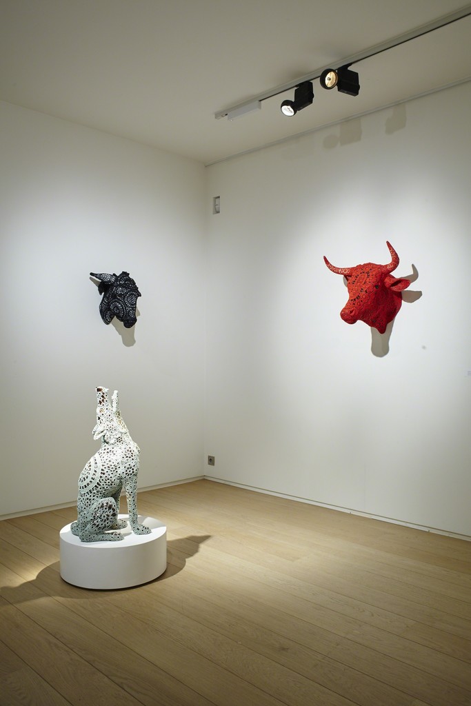 Installation view, Photo Y. Abenchikar, 2016, Courtesy La Patinoire Royale / Galerie Valérie Bach, Brussels Installation view, Photo Y. Abenchikar, 2016, Courtesy La Patinoire Royale / Galerie Valérie Bach, Brussels