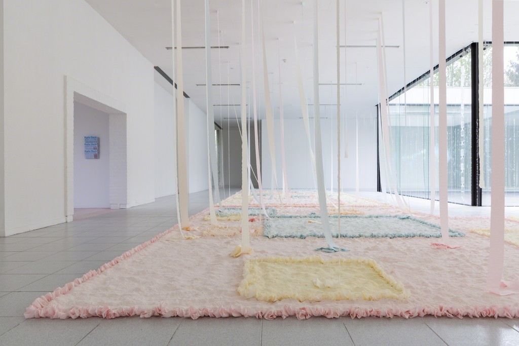 Courtesy Galerie Gisela Capitain, Cologne; Stuart Shave/Modern Art, London; and David Zwirner, New York/London (foto: Rik Vannevel) Courtesy Galerie Gisela Capitain, Cologne; Stuart Shave/Modern Art, London; and David Zwirner, New York/London (foto: Rik Vannevel)