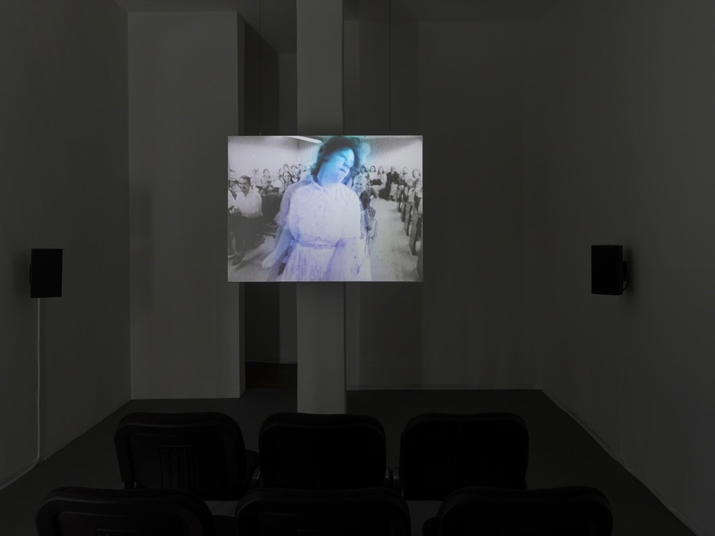 Courtesy by the artist; KÖNIG GALERIE, Berlin; CAPRI; Photo by Achim Kukulies Courtesy by the artist; KÖNIG GALERIE, Berlin; CAPRI; Photo by Achim Kukulies