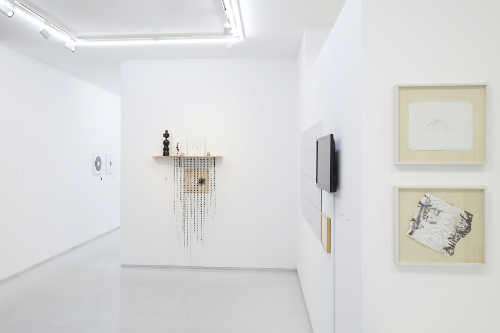 Installation view from “Humor Identification” 8/ ART GALLERY/ Tomio Koyama Gallery, 2017 ©Atsushi Nishijima, photo by Kenji Takahashi Installation view from “Humor Identification” 8/ ART GALLERY/ Tomio Koyama Gallery, 2017 ©Atsushi Nishijima, photo by Kenji Takahashi