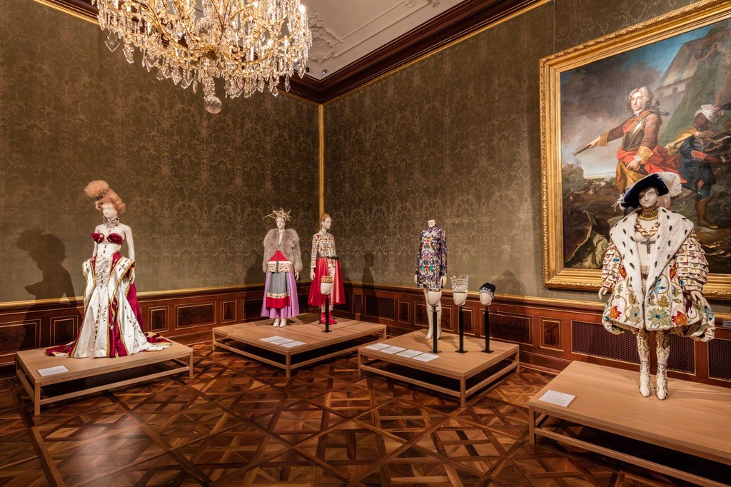 Exhibition view The Vulgar - Fashion Redefined, Photo: © Belvedere, Vienna Exhibition view The Vulgar - Fashion Redefined, Photo: © Belvedere, Vienna