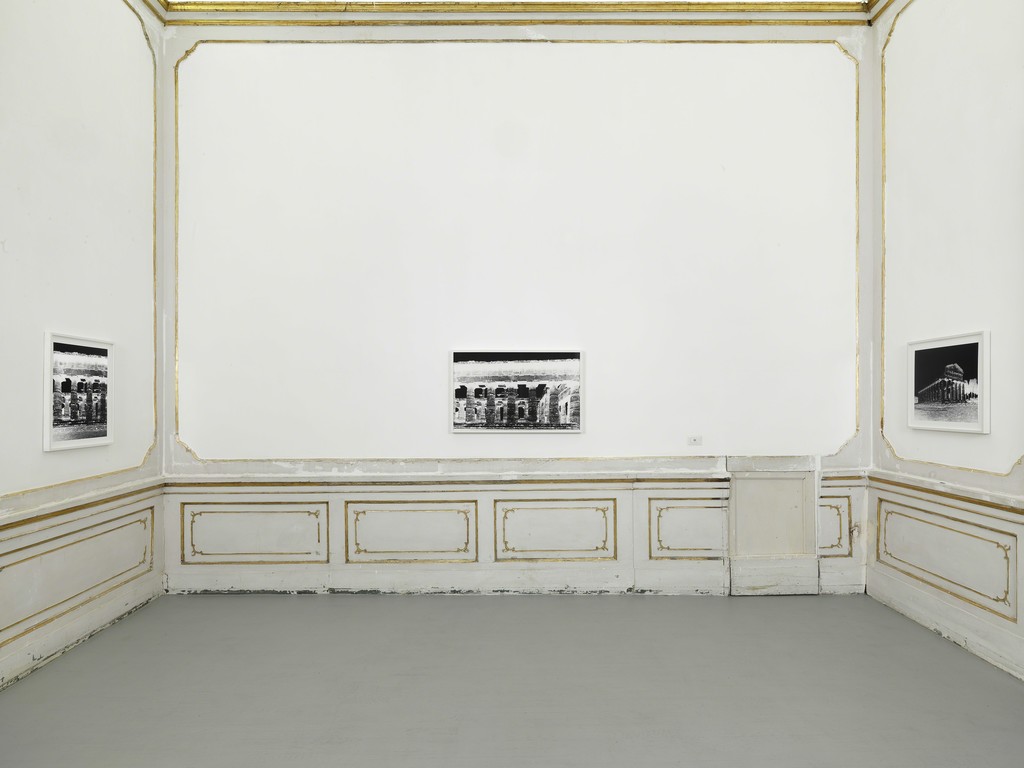 Vera Lutter - Partial view of the exhibition - September 2016 - Galleria Alfonso Artiaco, Napoli Vera Lutter - Partial view of the exhibition - September 2016 - Galleria Alfonso Artiaco, Napoli