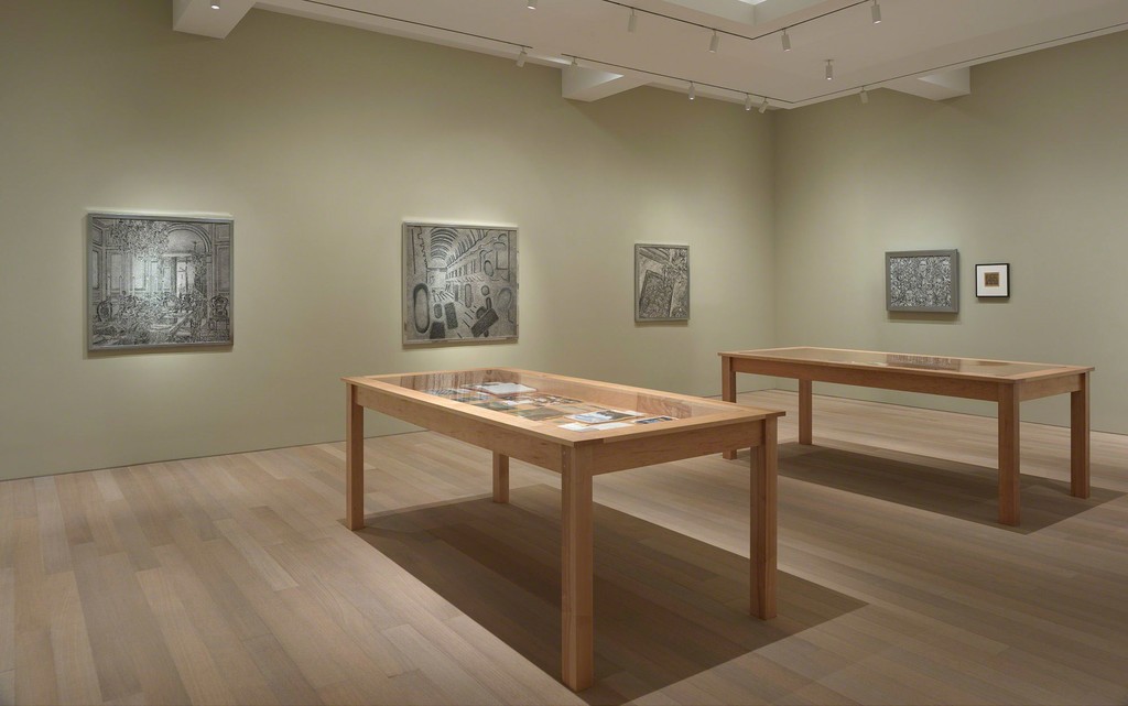 Installation view. Artwork © 2019 Richard Artschwager / Artists Rights Society (ARS), New York. Photo: Rob McKeever. Courtesy Gagosian. Installation view. Artwork © 2019 Richard Artschwager / Artists Rights Society (ARS), New York. Photo: Rob McKeever. Courtesy Gagosian.