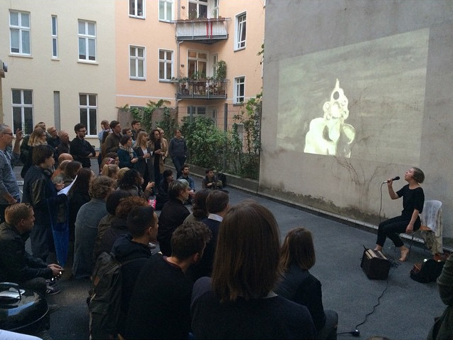 Film and Performance, SOON, 2015
Courtesy the artist and EIGEN + ART Lab Film and Performance, SOON, 2015
Courtesy the artist and EIGEN + ART Lab