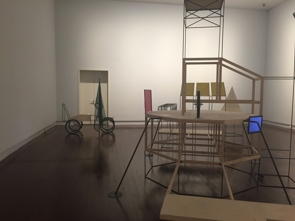Installation shot of "Myth/History II: Shanghai Galaxy." Courtesy of Yuz Museum, JJYPHOTO (2015) Installation shot of "Myth/History II: Shanghai Galaxy." Courtesy of Yuz Museum, JJYPHOTO (2015)