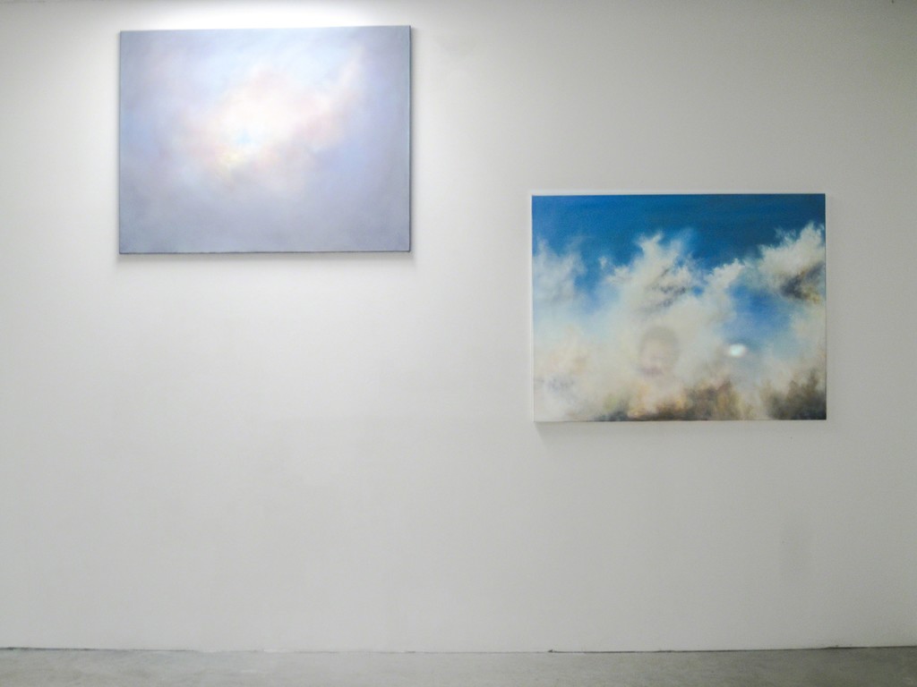 Copa & Sordes, "Kleine Wolke", acrylic on canvas, video projection, 2007 | image: ©dasesszimmer Copa & Sordes, "Kleine Wolke", acrylic on canvas, video projection, 2007 | image: ©dasesszimmer