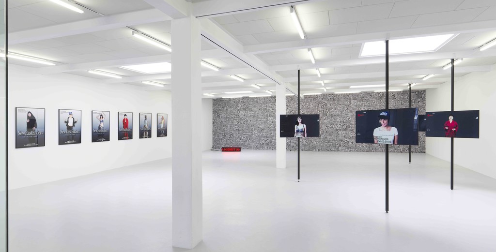 Exhibition view Anahita Razmi – Spoilers, 2018, courtesy by the artist and Kunstraum Innsbruck. Photo: Günter Richard Wett. Exhibition view Anahita Razmi – Spoilers, 2018, courtesy by the artist and Kunstraum Innsbruck. Photo: Günter Richard Wett.