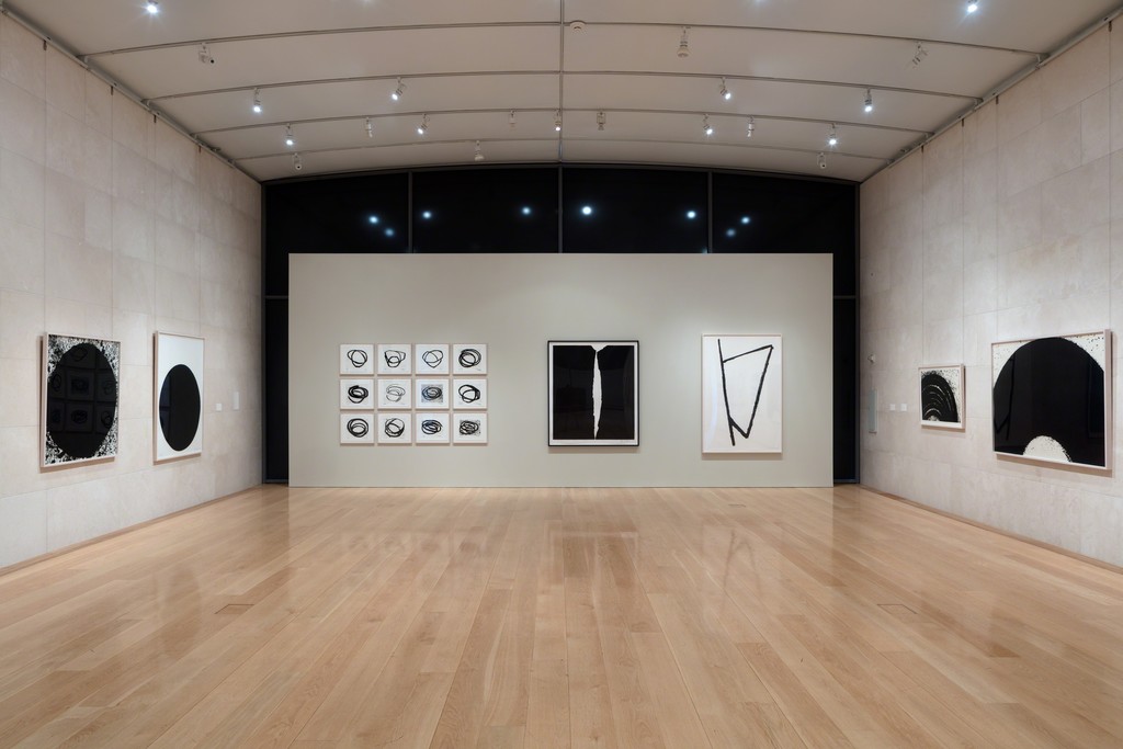 Richard Serra: Prints, 2017, installation view, Photo: Kevin Todora Richard Serra: Prints, 2017, installation view, Photo: Kevin Todora