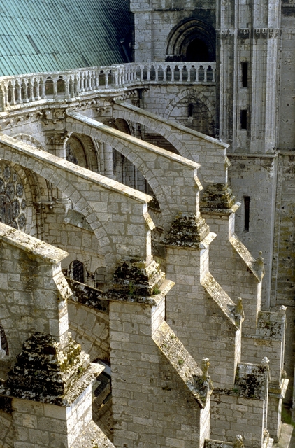 ‘Chartres Cathedral: exterior, detail of flying buttresses on N. side (view from N. transept)’, ca. 1194-1220, Allan Kohl