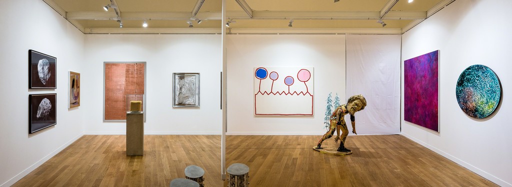 Valentin @ FIAC 2018, Grand Palais, Paris (FR).
Booth 1F15 with:
Cécile Bart, Eric Baudart, Jean-Baptiste Bernadet, Border Lab (Arthur Gaston-Dreyfus & Nils Montigny), Folkert de Jong, Stephen Felton, Nicolas Moulin & David Renggli.
© Photo: Grégory Copitet / Courtesy of the artists and Valentin, Paris. Valentin @ FIAC 2018, Grand Palais, Paris (FR).
Booth 1F15 with:
Cécile Bart, Eric Baudart, Jean-Baptiste Bernadet, Border Lab (Arthur Gaston-Dreyfus & Nils Montigny), Folkert de Jong, Stephen Felton, Nicolas Moulin & David Renggli.
© Photo: Grégory Copitet / Courtesy of the artists and Valentin, Paris.
