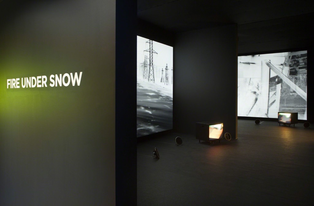 Installation shot of Darren Almond's Less Than Zero, 2013-2014. Multi channel video installation with audio. Photo from the exhibition 'Fire under Snow: New film and video works at Louisiana', 27.1.-8.5.2016, Louisiana Museum of Modern Art. Installation shot of Darren Almond's Less Than Zero, 2013-2014. Multi channel video installation with audio. Photo from the exhibition 'Fire under Snow: New film and video works at Louisiana', 27.1.-8.5.2016, Louisiana Museum of Modern Art.