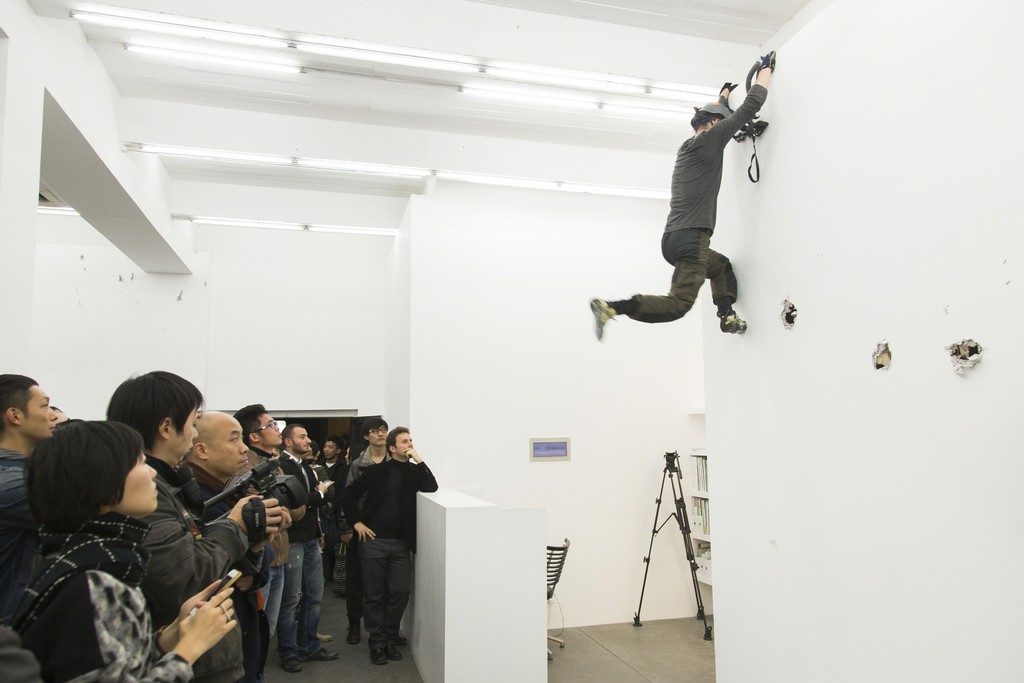 Mr. Hungry, live performance at AIKE-DELLARCO, Shanghai, November 14, 2014 Mr. Hungry, live performance at AIKE-DELLARCO, Shanghai, November 14, 2014