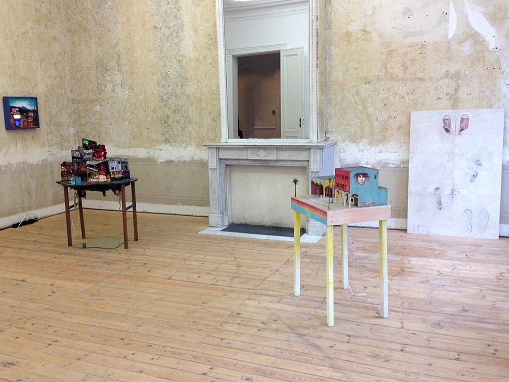 Installation view, Tracey Snelling and Alessandro Procaccioli Installation view, Tracey Snelling and Alessandro Procaccioli