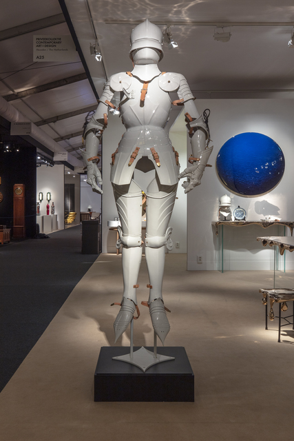 Hans van Houwelingen, ‘Armor I’, 2019, Installation, Porcelain, harnesses, Priveekollektie Contemporary Art | Design