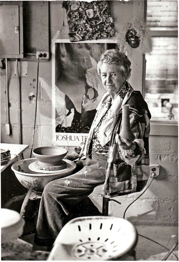 Aileen Osborn Webb in Her Pottery Studio, n.d.
Photo: American Craft Council Aileen Osborn Webb in Her Pottery Studio, n.d.
Photo: American Craft Council