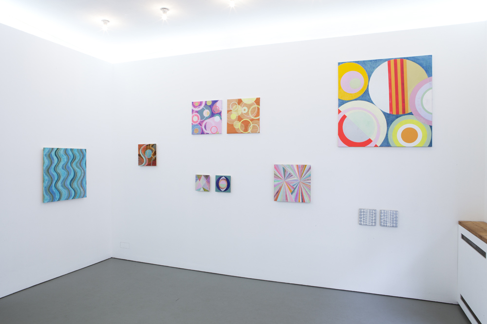 View into the exhibition with numerous paintings on canvas or on wood; photo: Lukas Heibges View into the exhibition with numerous paintings on canvas or on wood; photo: Lukas Heibges