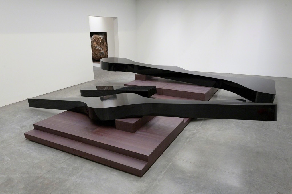 © Michael Heizer. Photography by Robert
McKeever. Courtesy Gagosian Gallery. © Michael Heizer. Photography by Robert
McKeever. Courtesy Gagosian Gallery.
