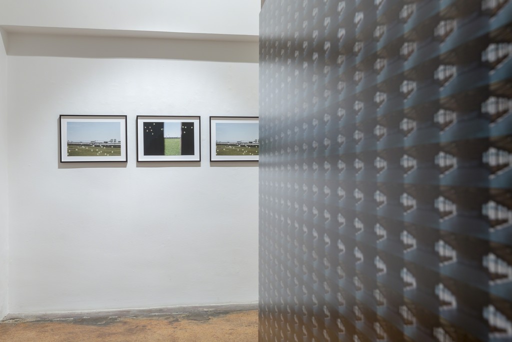 Marko Zink M 48° 15′ 24.13″ N, 14° 30′ 6.31″ E, exhibition view, galerie michaela stock, 2019, photo: Matthias Bildstein Marko Zink M 48° 15′ 24.13″ N, 14° 30′ 6.31″ E, exhibition view, galerie michaela stock, 2019, photo: Matthias Bildstein