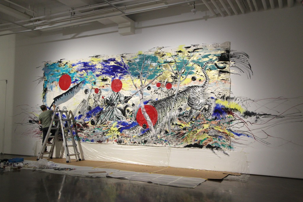 Sun Xun working on site, "Interesting Hunters All Perform Magic", Aug 31 - Sep 5, 2017 Sun Xun working on site, "Interesting Hunters All Perform Magic", Aug 31 - Sep 5, 2017