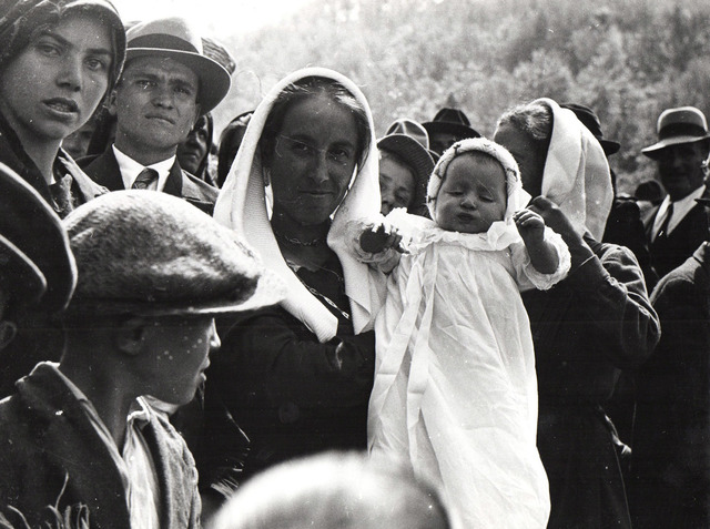 Pasquale de Antonis, ‘Pretoro abruzzo Wolf fair’, 1935, Photography, Silver bromide print, Bertolami Fine Arts