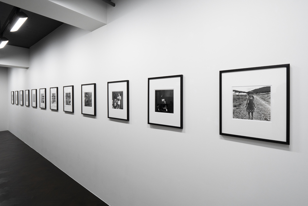 Installation views from "Childhood Days" at Akio Nagasawa Gallery Ginza, 2018 ©︎Issei Suda Installation views from "Childhood Days" at Akio Nagasawa Gallery Ginza, 2018 ©︎Issei Suda