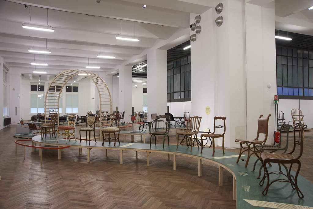 MAK Exhibition View, 2019
BENTWOOD AND BEYOND
Thonet and Modern Furniture Design
MAK Exhibition Hall
© MAK/Georg Mayer
MAK Exhibition View, 2019
BENTWOOD AND BEYOND
Thonet and Modern Furniture Design
MAK Exhibition Hall
© MAK/Georg Mayer
