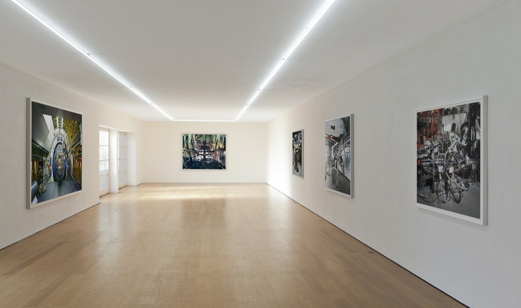 Installation view Thomas Struth at Galerie Rüdiger Schöttle, 2015.
Photo: Wilfried Petzi. Installation view Thomas Struth at Galerie Rüdiger Schöttle, 2015.
Photo: Wilfried Petzi.