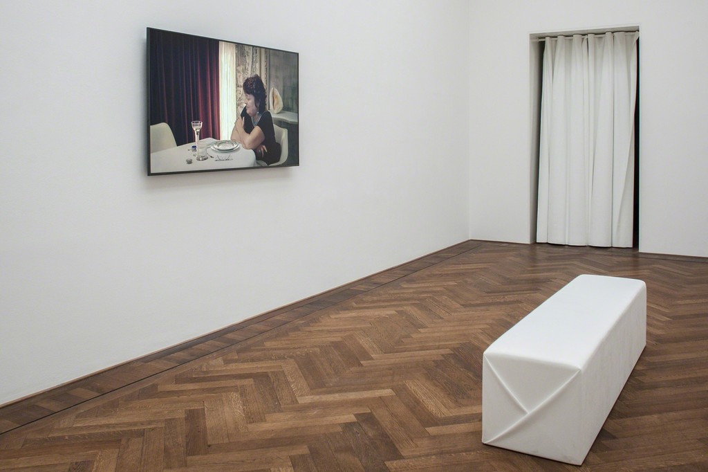 Yuri Ancarani, installation view, "Sculture," view on "Séance," 2014, Kunsthalle Basel, 2018.
Photo: Nicolas Gysin / Kunsthalle Basel
Yuri Ancarani, installation view, "Sculture," view on "Séance," 2014, Kunsthalle Basel, 2018.
Photo: Nicolas Gysin / Kunsthalle Basel
