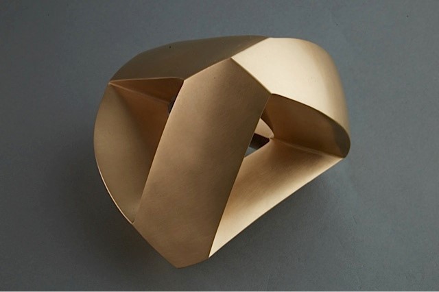 Maximilian Verhas, ‘Rolling Tetraed’, 2015, Sculpture, Bronze, Galerie Barbara von Stechow