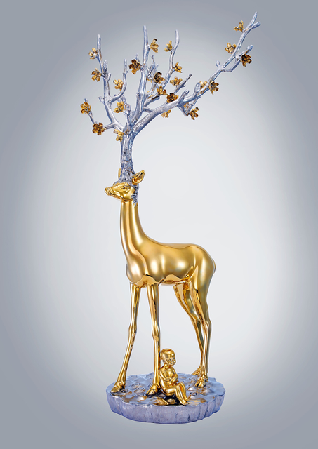 CHEN JING-QING 陳金慶, ‘Learning on the Deer in the Breeze 無住生香系列-倚鹿臨風’, 2017, Sculpture, Stianless Steel & 24K Glod, ESTYLE ART GALLERY 藝時代畫廊