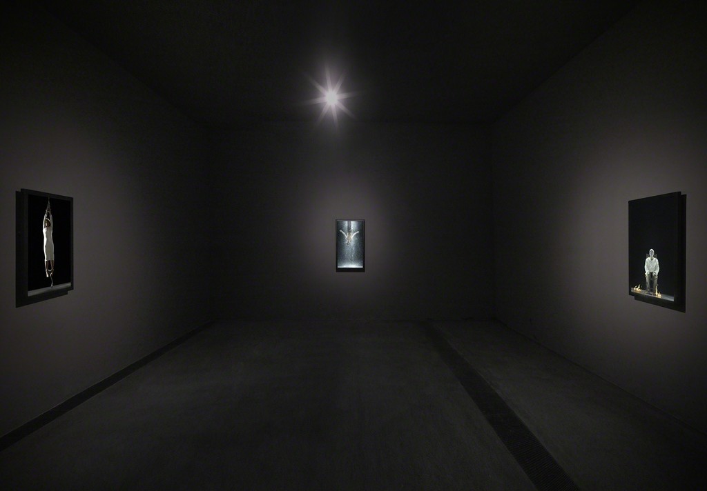 Installation photo of "Bill Viola: Transformation," Faurschou Foundation, Beijing (2014). Photo by Jonathan Leijonhufvud © Faurschou Foundation Installation photo of "Bill Viola: Transformation," Faurschou Foundation, Beijing (2014). Photo by Jonathan Leijonhufvud © Faurschou Foundation