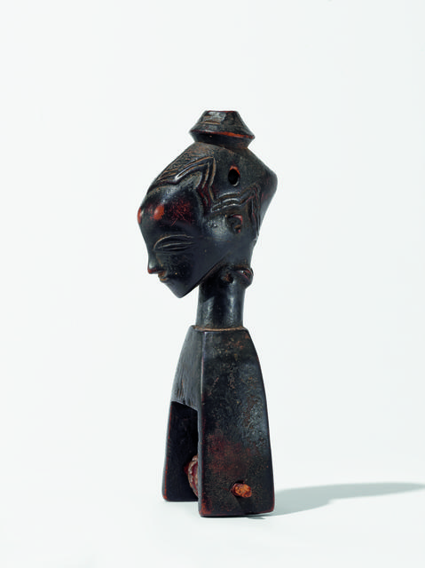 ‘Étrier de poulie de métier à tisser (heddle pulley)’, c. 1900, Musée du quai Branly