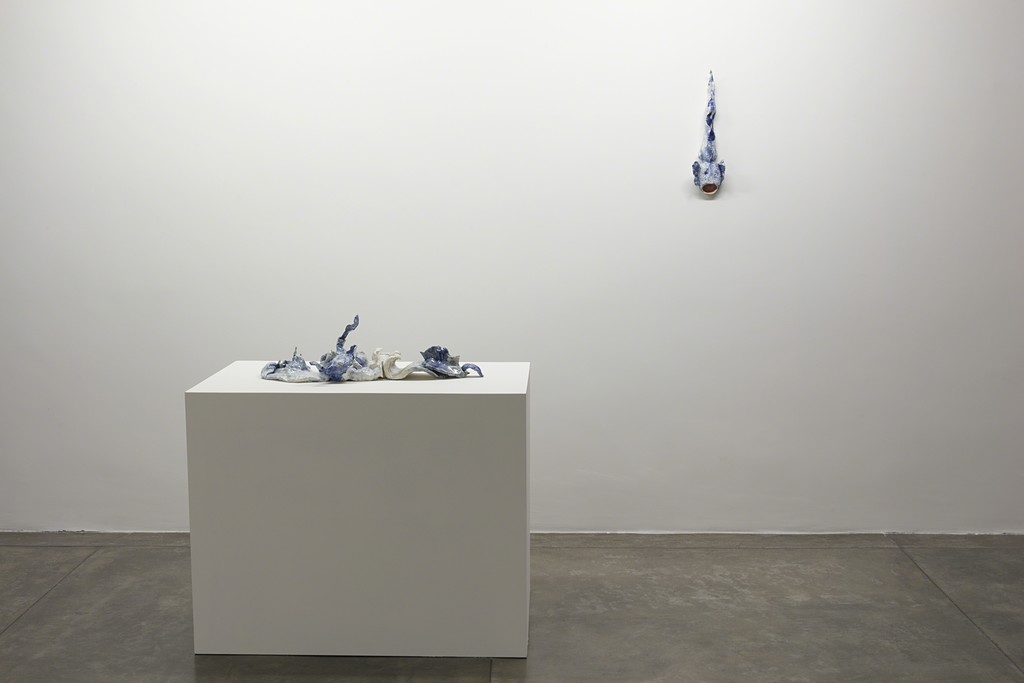 Brígida Baltar -- A Carne do Mar -- exhibition view -- Galeria Nara Roesler | São Paulo, 2018 -- photo Everton Ballardin © courtesy of the artist and Galeria Nara Roesler Brígida Baltar -- A Carne do Mar -- exhibition view -- Galeria Nara Roesler | São Paulo, 2018 -- photo Everton Ballardin © courtesy of the artist and Galeria Nara Roesler