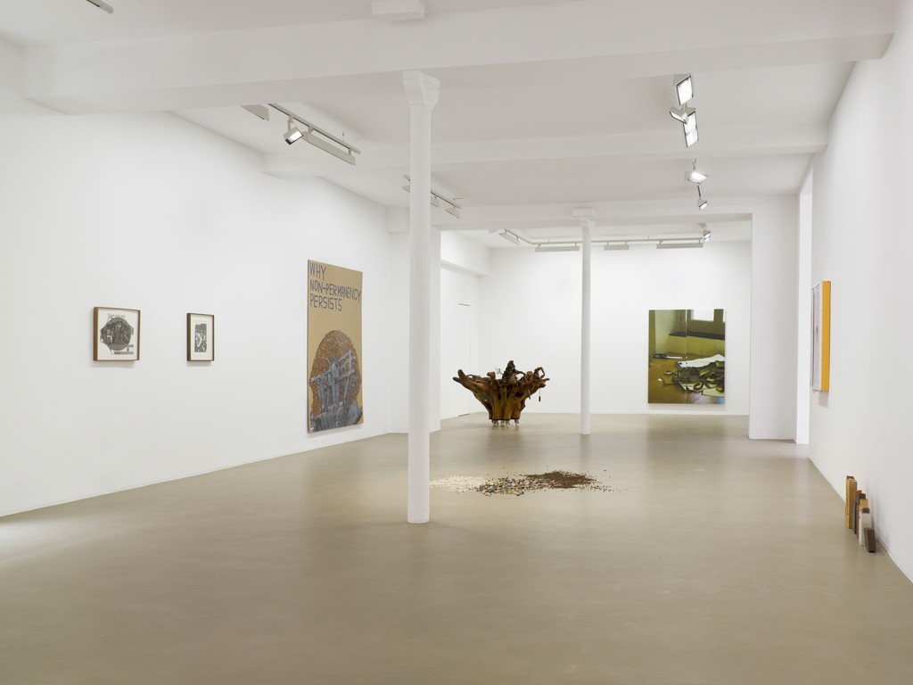 Recycle, exhibition view at Galerie Chantal Crousel, Paris (March 10 - April 21, 2018). Photo: Florian Kleinefenn Recycle, exhibition view at Galerie Chantal Crousel, Paris (March 10 - April 21, 2018). Photo: Florian Kleinefenn