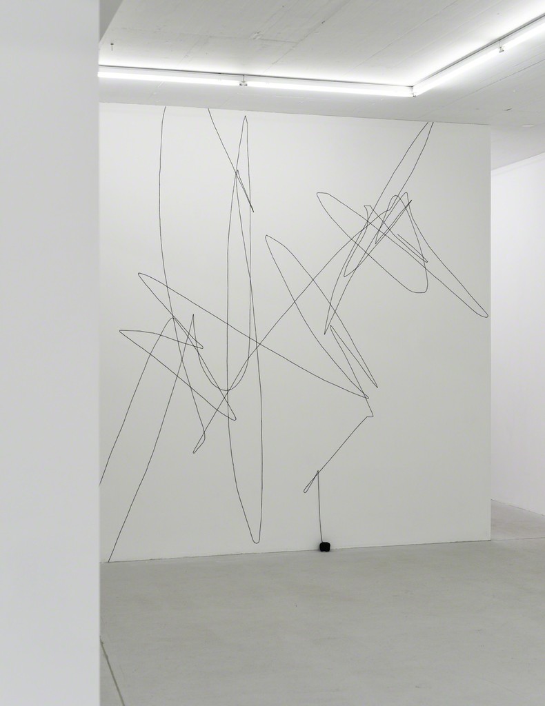 Irene Düring – I Wish I Had In That First Minute, 2015 (wall embroidery, yarn), 300 x 300 cm (dimensions variable), unique Irene Düring – I Wish I Had In That First Minute, 2015 (wall embroidery, yarn), 300 x 300 cm (dimensions variable), unique