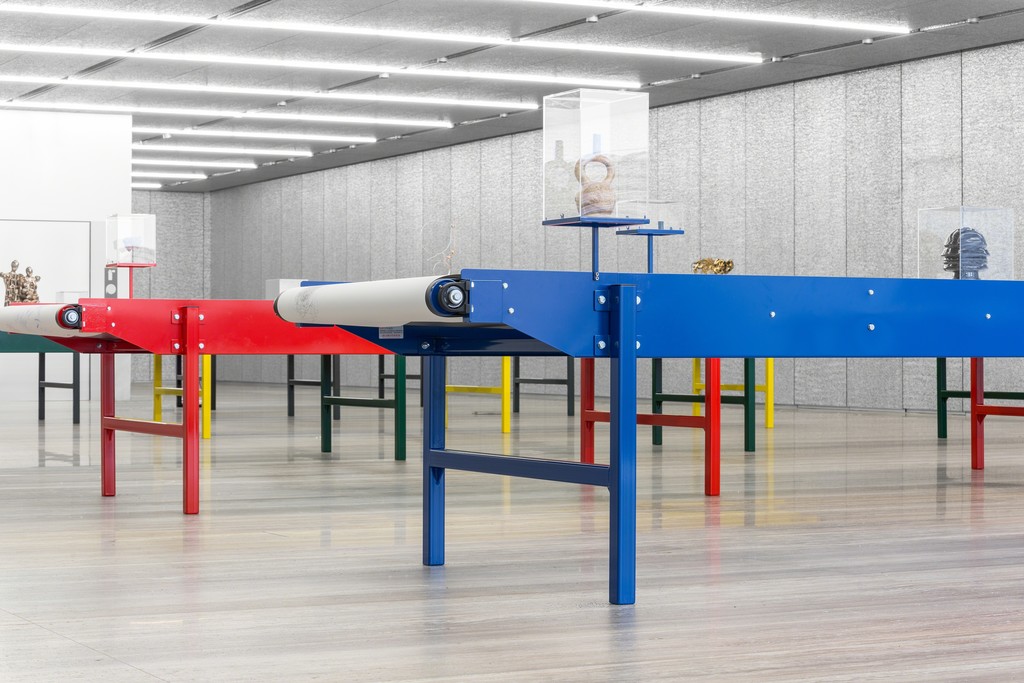 Exhibition view at Fondazione Prada – Milano. Photo Delfino Sisto Legnani Studio, Courtesy Fondazione Prada Exhibition view at Fondazione Prada – Milano. Photo Delfino Sisto Legnani Studio, Courtesy Fondazione Prada