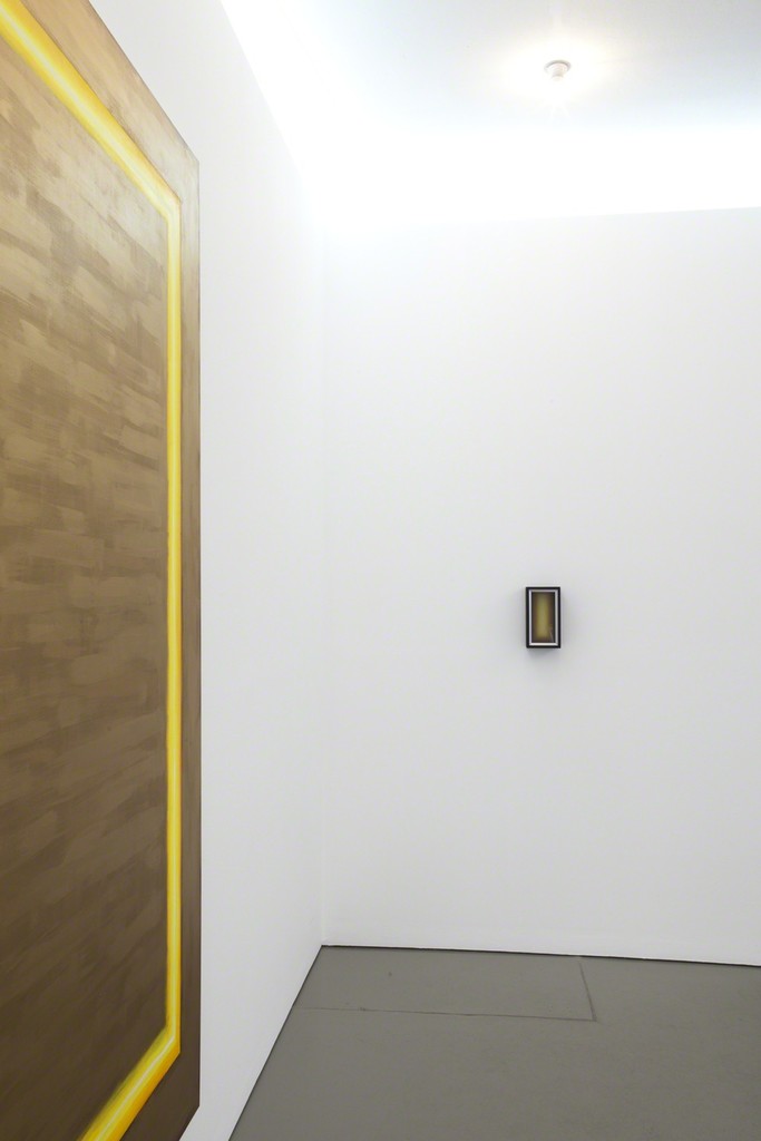 Exhibition view with 'E lucevan le stelle' (detail) an wall object/painting with the same title; photo: Lukas Heibges Exhibition view with 'E lucevan le stelle' (detail) an wall object/painting with the same title; photo: Lukas Heibges
