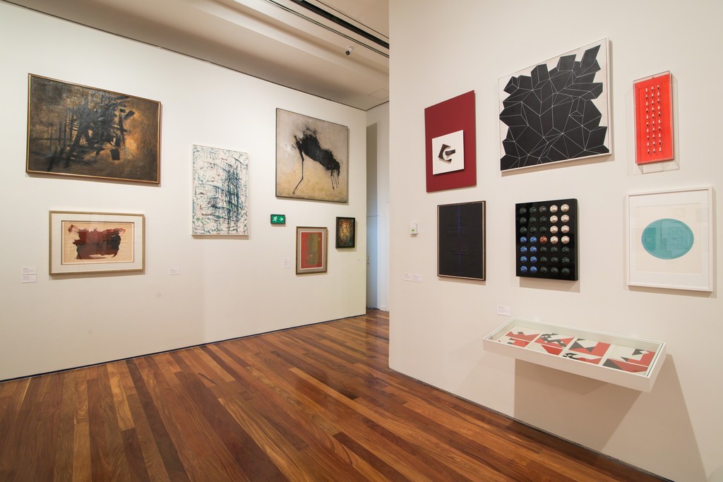 Installation view of "The Colour of Brazil" at MAR, Rio de Janeiro (2016-2017). Image courtesy of Museu de Arte do Rio. Installation view of "The Colour of Brazil" at MAR, Rio de Janeiro (2016-2017). Image courtesy of Museu de Arte do Rio.