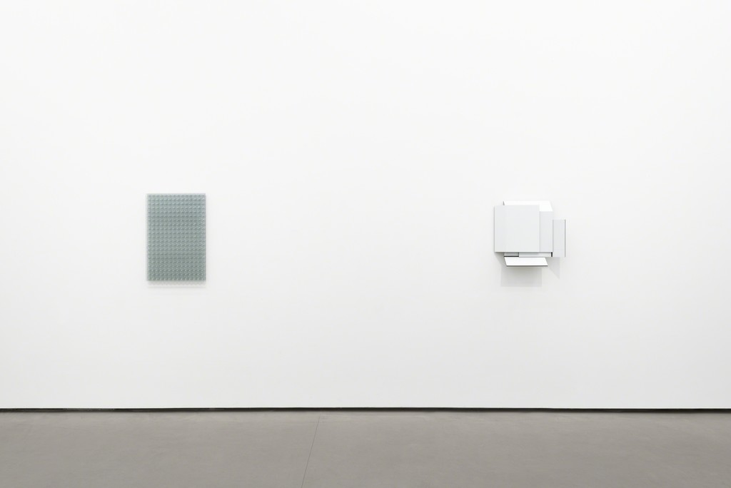 Carsten Sievers, STUTZEN, Exhibition view, Galerie EIGEN + ART Berlin, Photo: Uwe Walter, Berlin Carsten Sievers, STUTZEN, Exhibition view, Galerie EIGEN + ART Berlin, Photo: Uwe Walter, Berlin