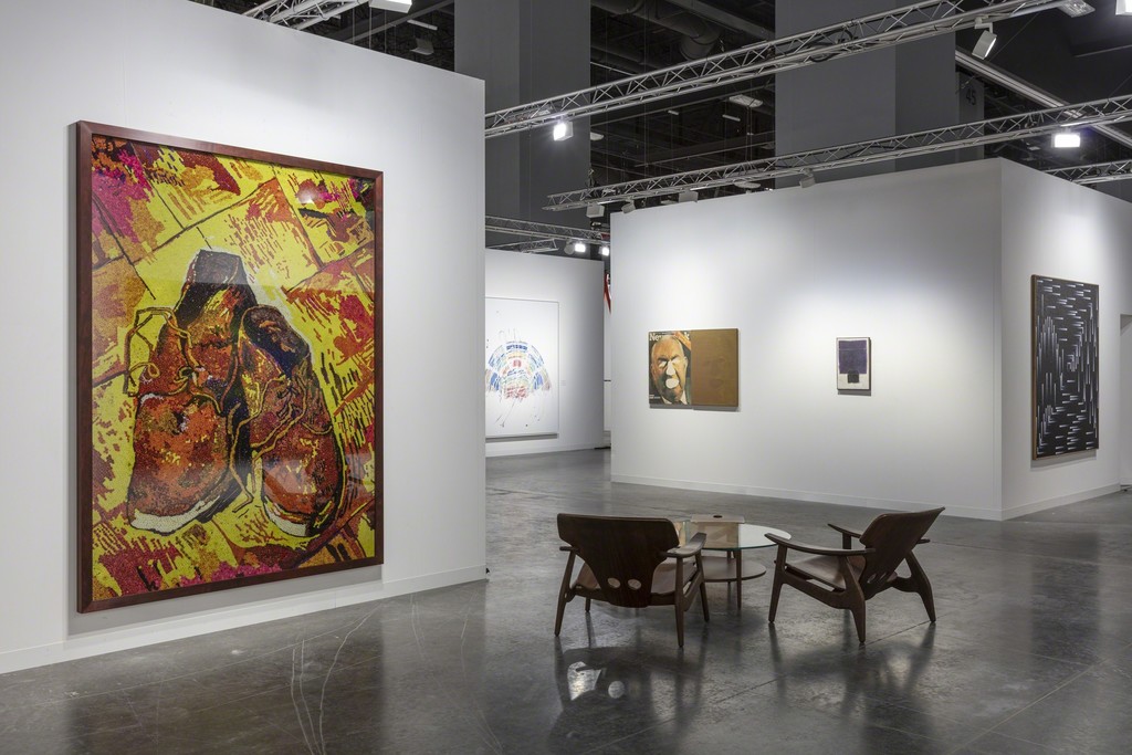 galeria nara roesler stand at Art Basel Miami Beach, 2018 -- exhibition view -- photo © Silvia Ros -- courtesy of the artists and Galeria Nara Roesler galeria nara roesler stand at Art Basel Miami Beach, 2018 -- exhibition view -- photo © Silvia Ros -- courtesy of the artists and Galeria Nara Roesler