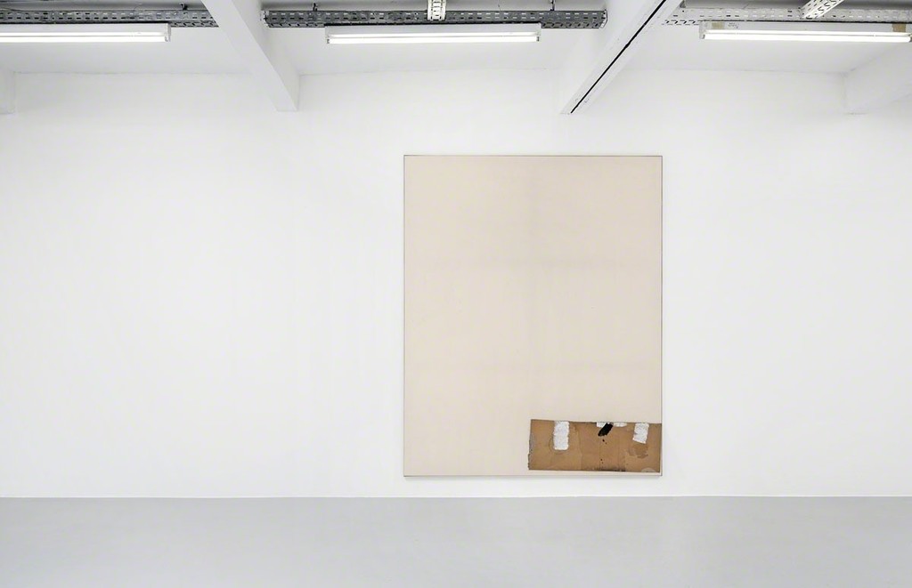 David Ostrowski “I want to die forever”, Kunstraum Innsbruck, 2015, installation view © David Ostrowski - Photo: Christian Vorhofer. Post Production: Hans-Georg Gaul. Courtesy Peres Projects, Berlin. David Ostrowski “I want to die forever”, Kunstraum Innsbruck, 2015, installation view © David Ostrowski - Photo: Christian Vorhofer. Post Production: Hans-Georg Gaul. Courtesy Peres Projects, Berlin.