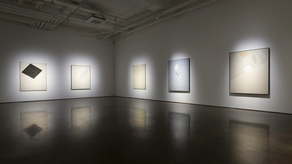 Installation view of "SUH Seung-Won, A Half Century of Endeavor and Serenity", ARARIO GALLERY, Seoul, Korea, 2018 Installation view of "SUH Seung-Won, A Half Century of Endeavor and Serenity", ARARIO GALLERY, Seoul, Korea, 2018