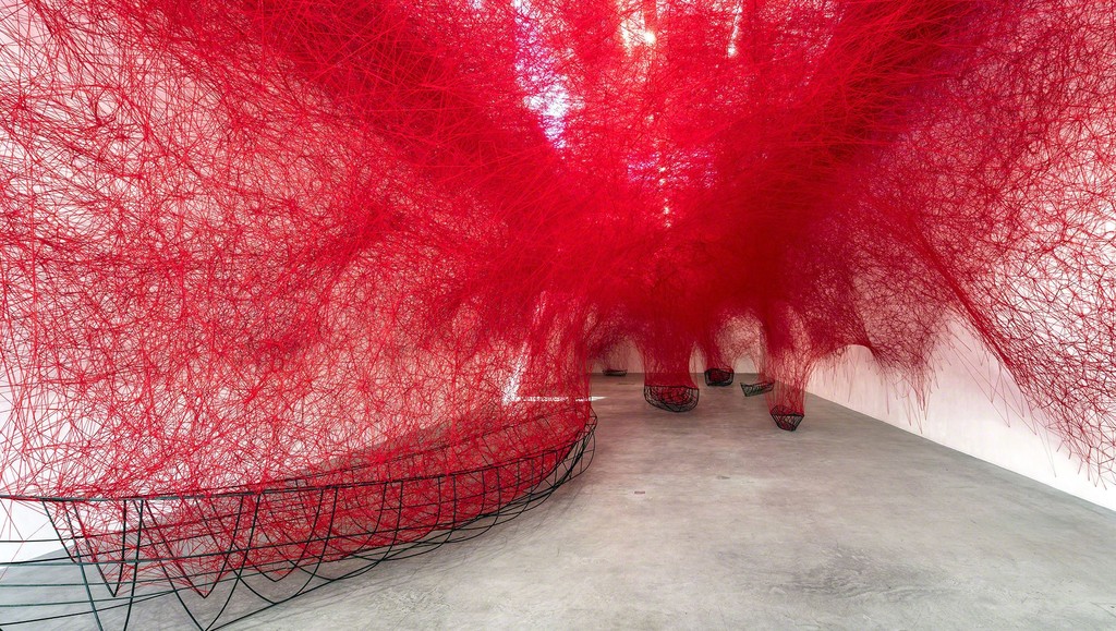 Chiharu Shiota, Uncertain Journey, 2016, Installation View Courtesy the artist and Blain|Southern, Photo: Christian Glaeser Chiharu Shiota, Uncertain Journey, 2016, Installation View Courtesy the artist and Blain|Southern, Photo: Christian Glaeser
