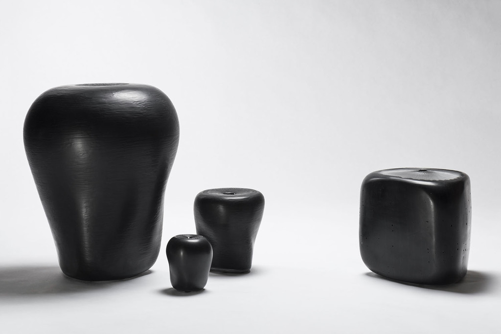 Inchiostro glass vases from the Canneto Laguna collection by Michela Cattai. Italy, 2017. Inchiostro glass vases from the Canneto Laguna collection by Michela Cattai. Italy, 2017.