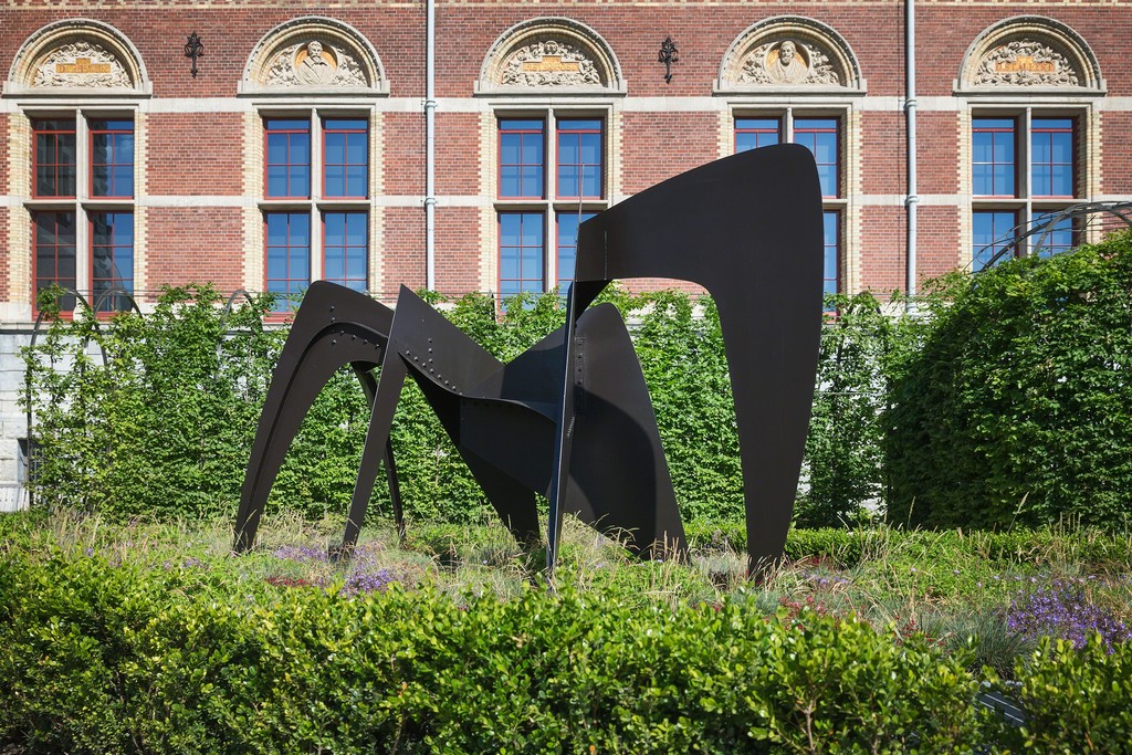 Installation view, “Alexander Calder at the Rijksmuseum,” Rijksmuseum, Amsterdam, 2014. Photo: Olivier Middendorp Installation view, “Alexander Calder at the Rijksmuseum,” Rijksmuseum, Amsterdam, 2014. Photo: Olivier Middendorp