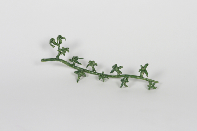Giuseppe De Mattia, ‘Rametto di pomodori ciliegino, Faenza’, 2019, Sculpture, Ceramic sculpture painted with pure pigment, Matèria