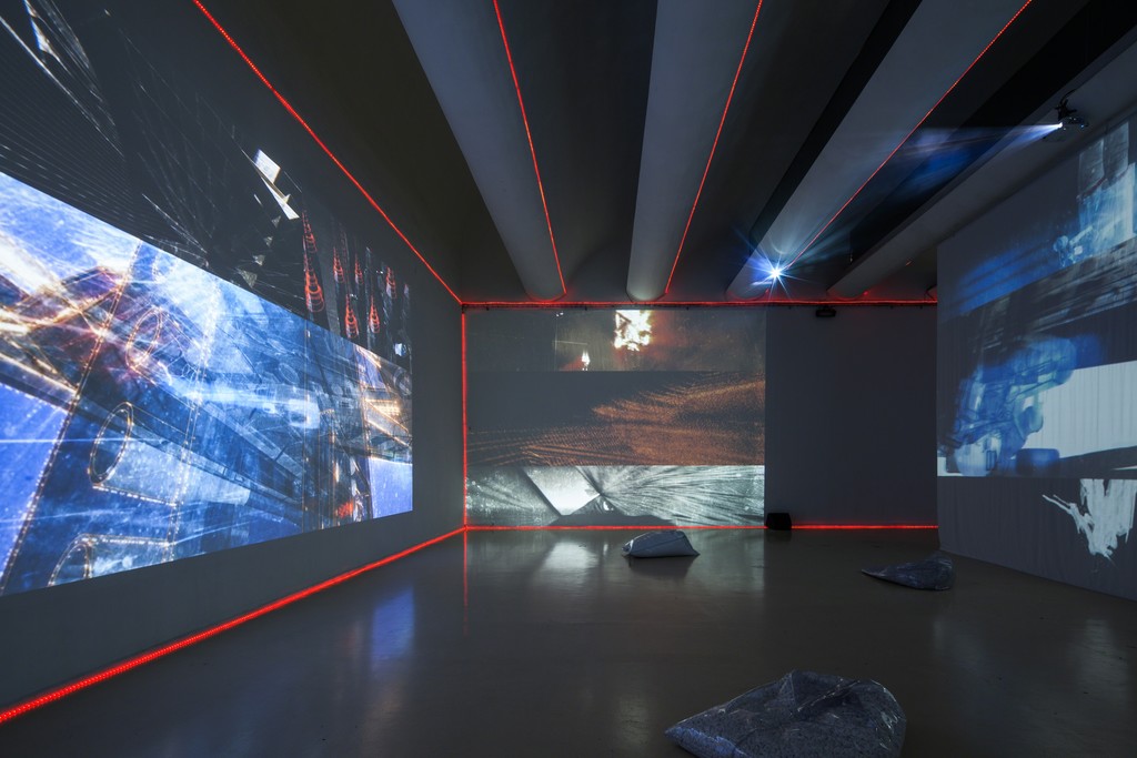 World5, 2015
Installation: HD video (3-D animation),
sound, LED lights, flicker lights, fog
generator
Overall duration: 15 min,
Photo: Tal Nisim World5, 2015
Installation: HD video (3-D animation),
sound, LED lights, flicker lights, fog
generator
Overall duration: 15 min,
Photo: Tal Nisim